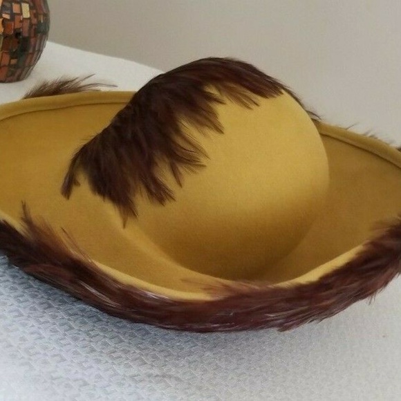 Vintage Jack Mconnell Feather Mustard Large Hat main image 7
